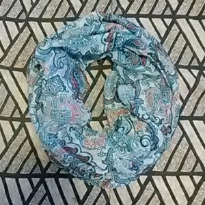 Infinity scarf