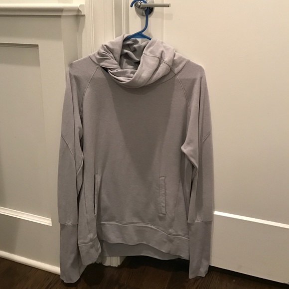 Zella pullover size Small