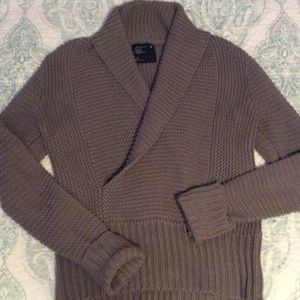 AEO chunky knit grey sweater