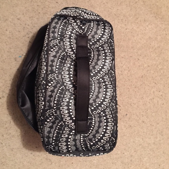 Victoria secret travel bra carrier