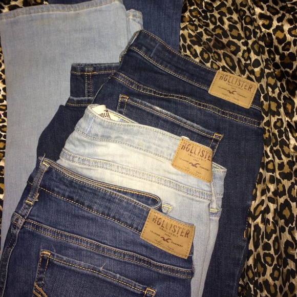 Bundle of hollister jeans