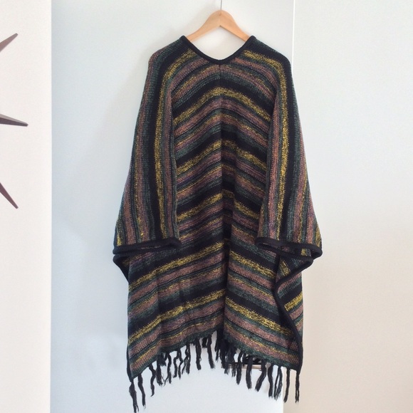 Kensie Knit Fringe Poncho - Picture 3 of 3