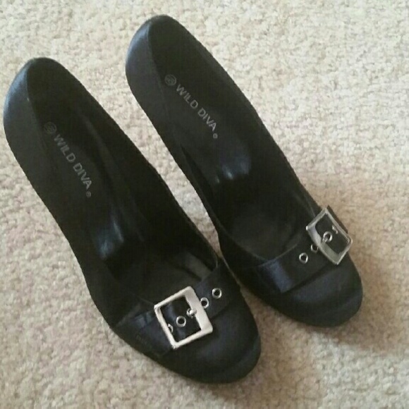 Wild Divas black heels