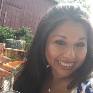 Meet your Posher, Yvonne