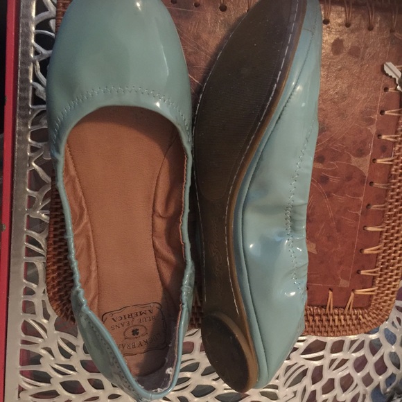 Lucky brand flats
