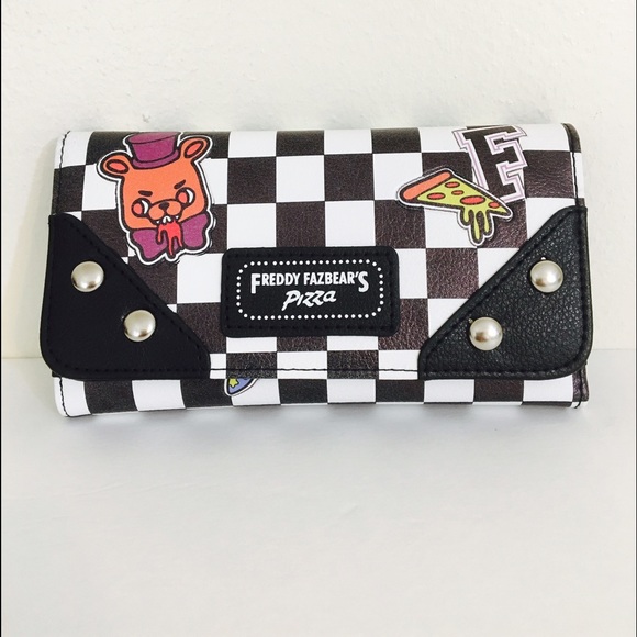 Five nights at Freddy's Wallet