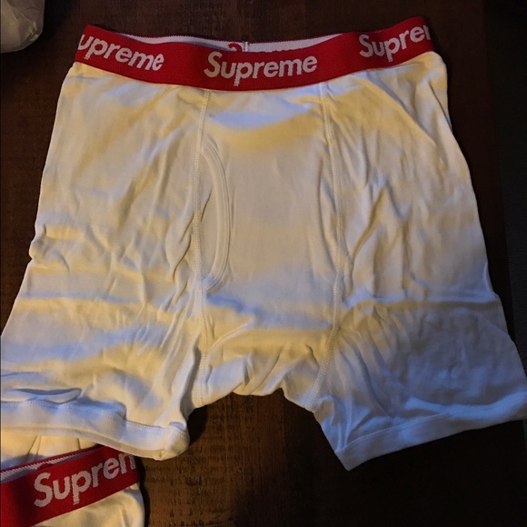 supreme boxers white