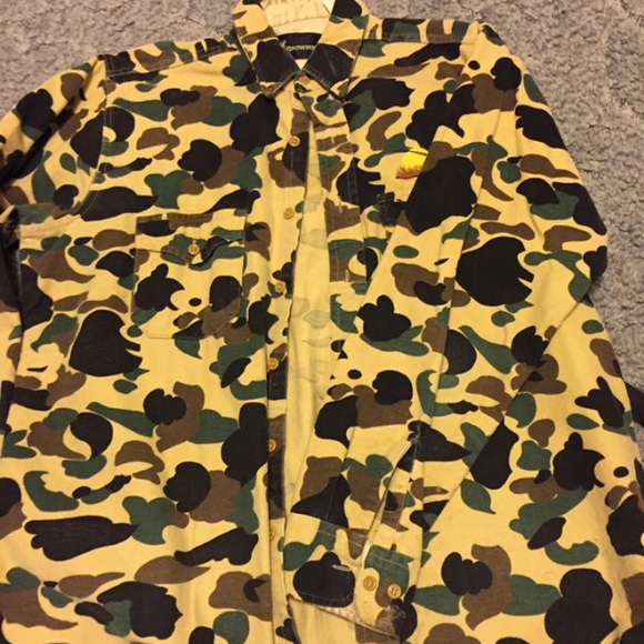 Mens size large flannel type shirt