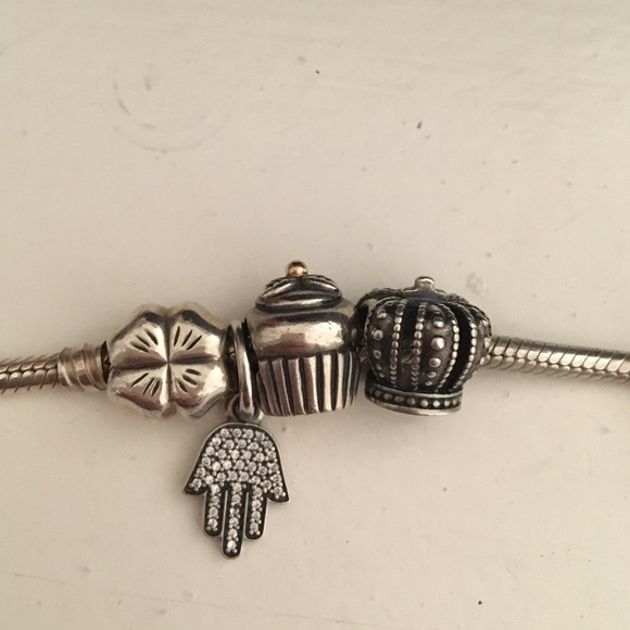 Lucky four leaf clover pandora charm