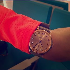 Marc Jacobs Baker Gray Textured Leather Strap 37mm