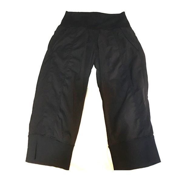 Lululemon In Flux Crop Size 8