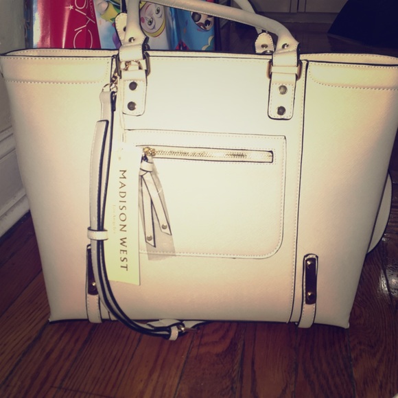 Brand new bag comes with tags