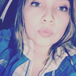 Meet your Posher, Lola