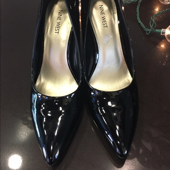NINE WEST PUMPS