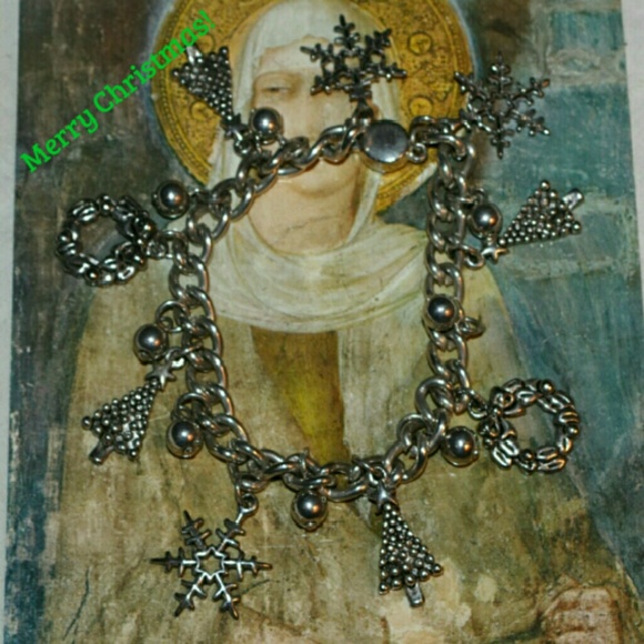 Christmas Charm Bracelet Snowflakes! Xmas Trees! - Picture 2 of 4