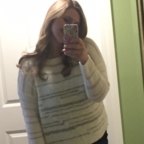 ‼️FINAL‼️5🌟RATED!!! 🌺S/M/L Ivory Striped sweater - Picture 2 of 2