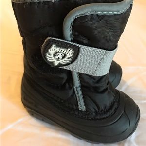 Kamik toddler snow boots size 5