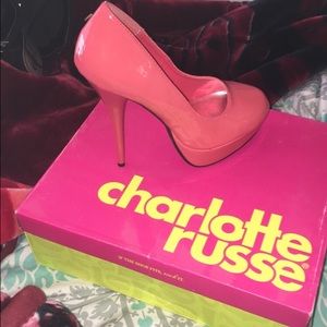 Selling heels only used once!!