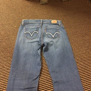 Levi's