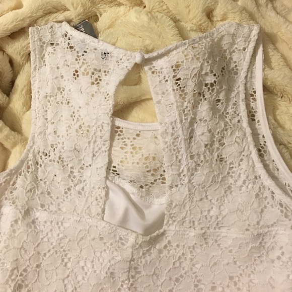 Dress - Picture 4 of 4