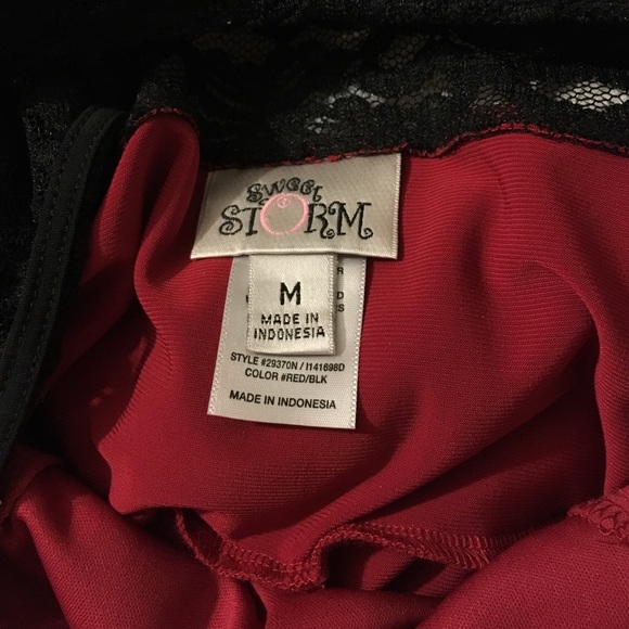 Dress - Picture 4 of 4