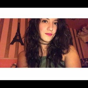 Meet your Posher, Sonia