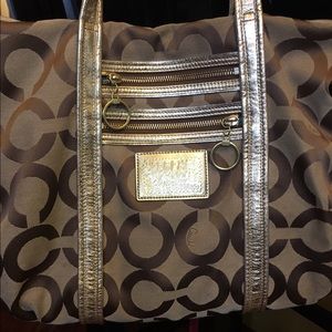 Poppy Signature Op Art Glam Khaki/Gold Tote Bag