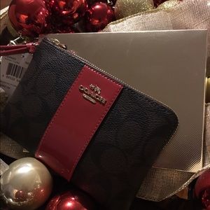 Coach Wristlet *Reserved**