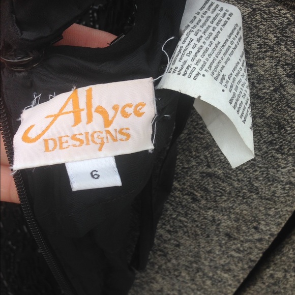 Not For Sale right now...Gorgeous vintage T- Back - Picture 2 of 4