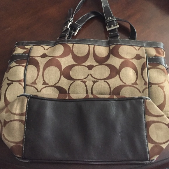 Coach purse - Picture 3 of 4