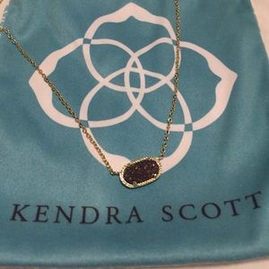 Kendra Scott necklace