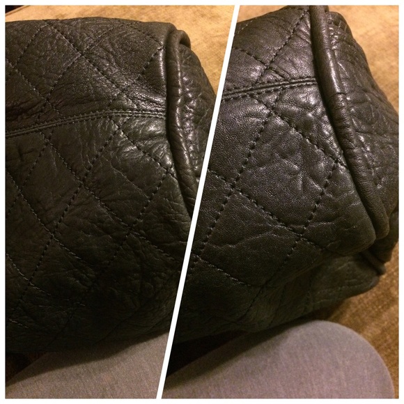 Authentic Chanel Handbag additional pics - Picture 2 of 4