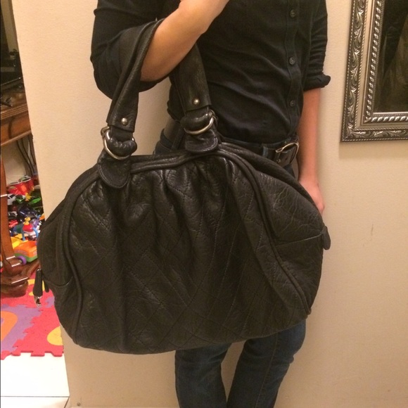 Authentic Chanel Handbag additional pics - Picture 3 of 4