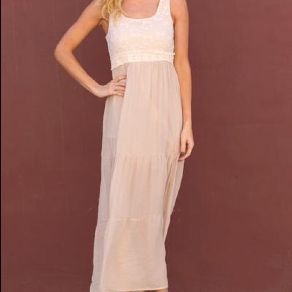Boho lace maxi dress
