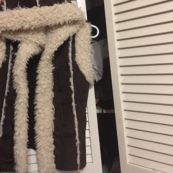 Very comfortable Katniss type of sweater