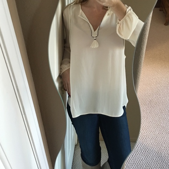 J. Crew Tops - ✨J Crew Cream Colored Flowy Blouse With Tassel✨