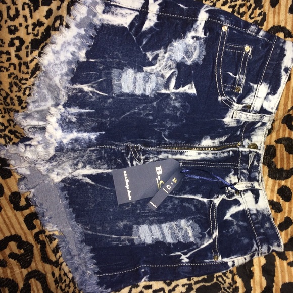 Denim cut off shorts nwt