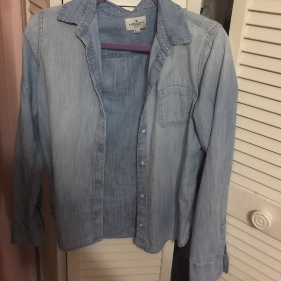 Chambray shirts able to wear as an Oxford buttonup