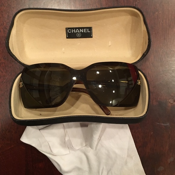 Authentic Chanel sunglasses with case