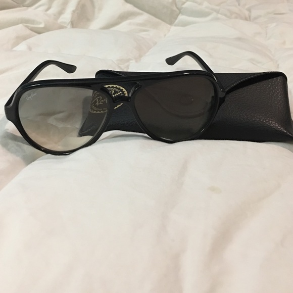 Rayban Polarized Aviators - Picture 3 of 4