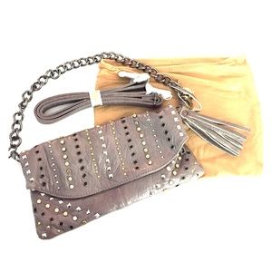 Big Buddha zipper close clutch