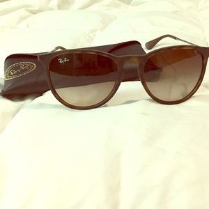 Tortoise Ray-Ban Polarized Sunglasses