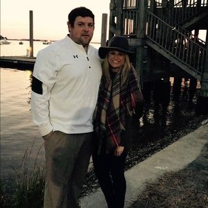 Meet your Posher, Suzanne