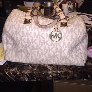 Michael Kors Grayson Vanilla Satchel