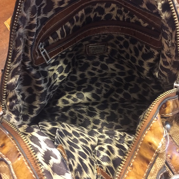 Guess purse - Picture 2 of 4
