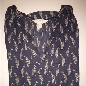 Giraffe print H&M top in great condition!