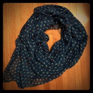 Lightweight Scarf