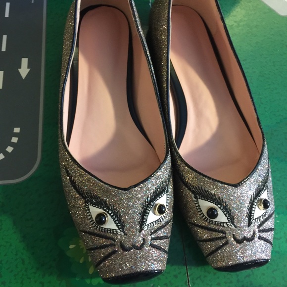 Cat shoes