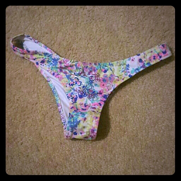 Victorias Secret bikini bottoms