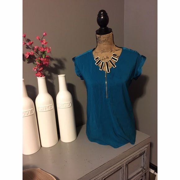 Women's silk blouse sz M
